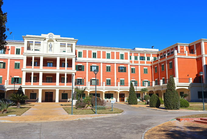 Capilla de las Hermanitas